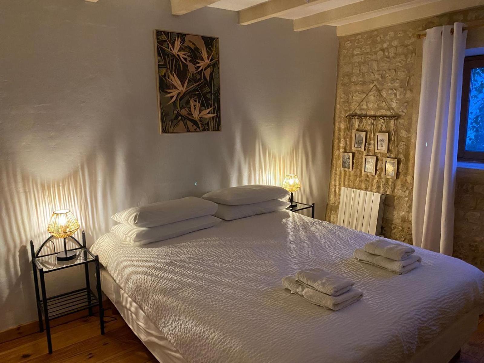 Chez Sarrazin Villa Brossac ภายนอก รูปภาพ